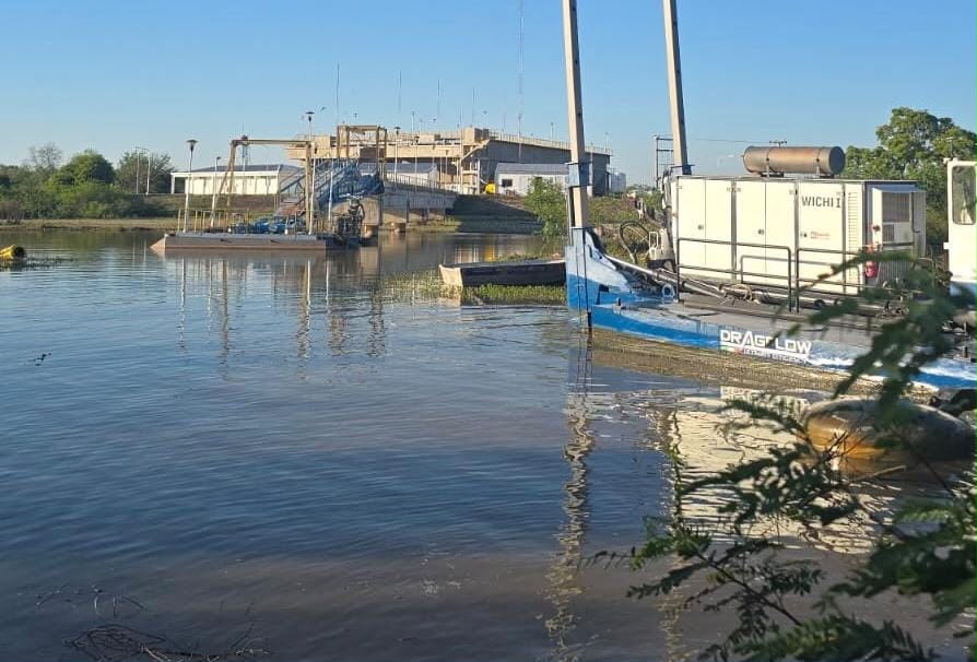 El Impenetrable: Refuerzan la toma de agua de El Pintado ante la bajante del río Bermejo